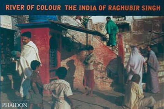 River of colour. The India of Raghubir Singh. Ediz. illustrata - copertina