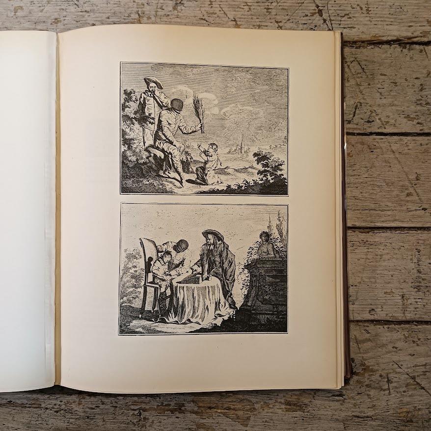 The Italian Comedy. The improvisation scenarios lives attributes portraits and masks of the illustrious characters of the Commedia dell'Arte