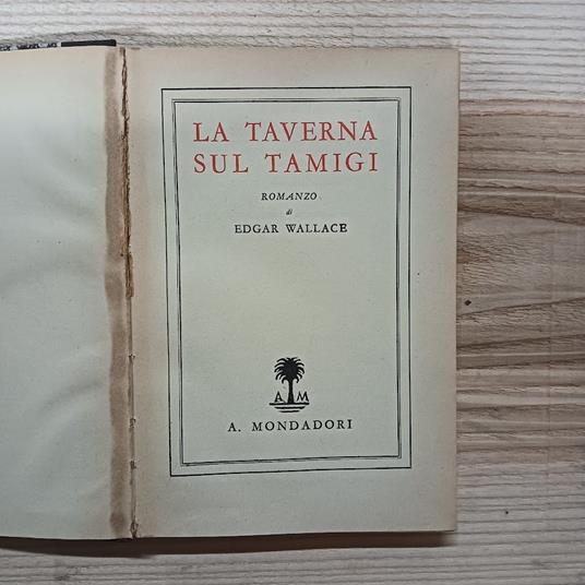 La taverna sul Tamigi - Edgar Wallace - copertina