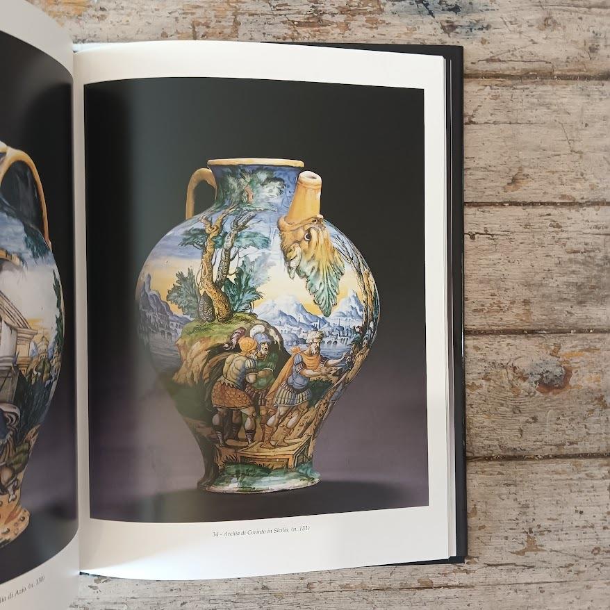 L' antica spezieria della Santa Casa di Loreto. L' arte della ceramica nella farmacia