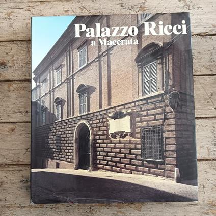 Palazzo Ricci a Macerata - copertina