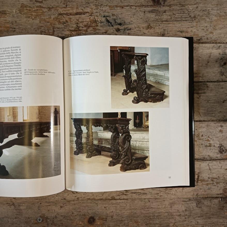 Arredi lignei nelle Marche