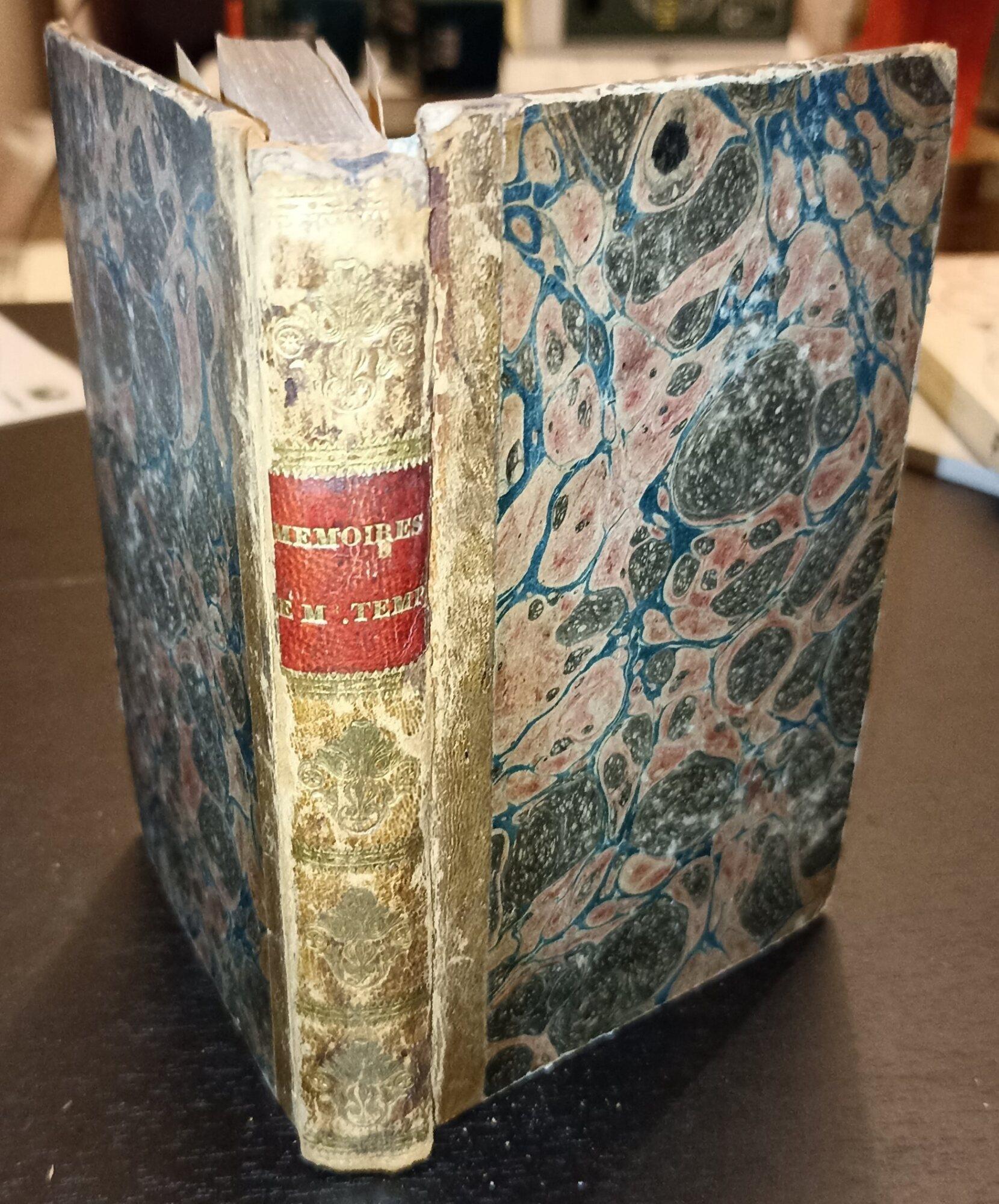 Nouveaux memoires du chevallier Guillaume Temple