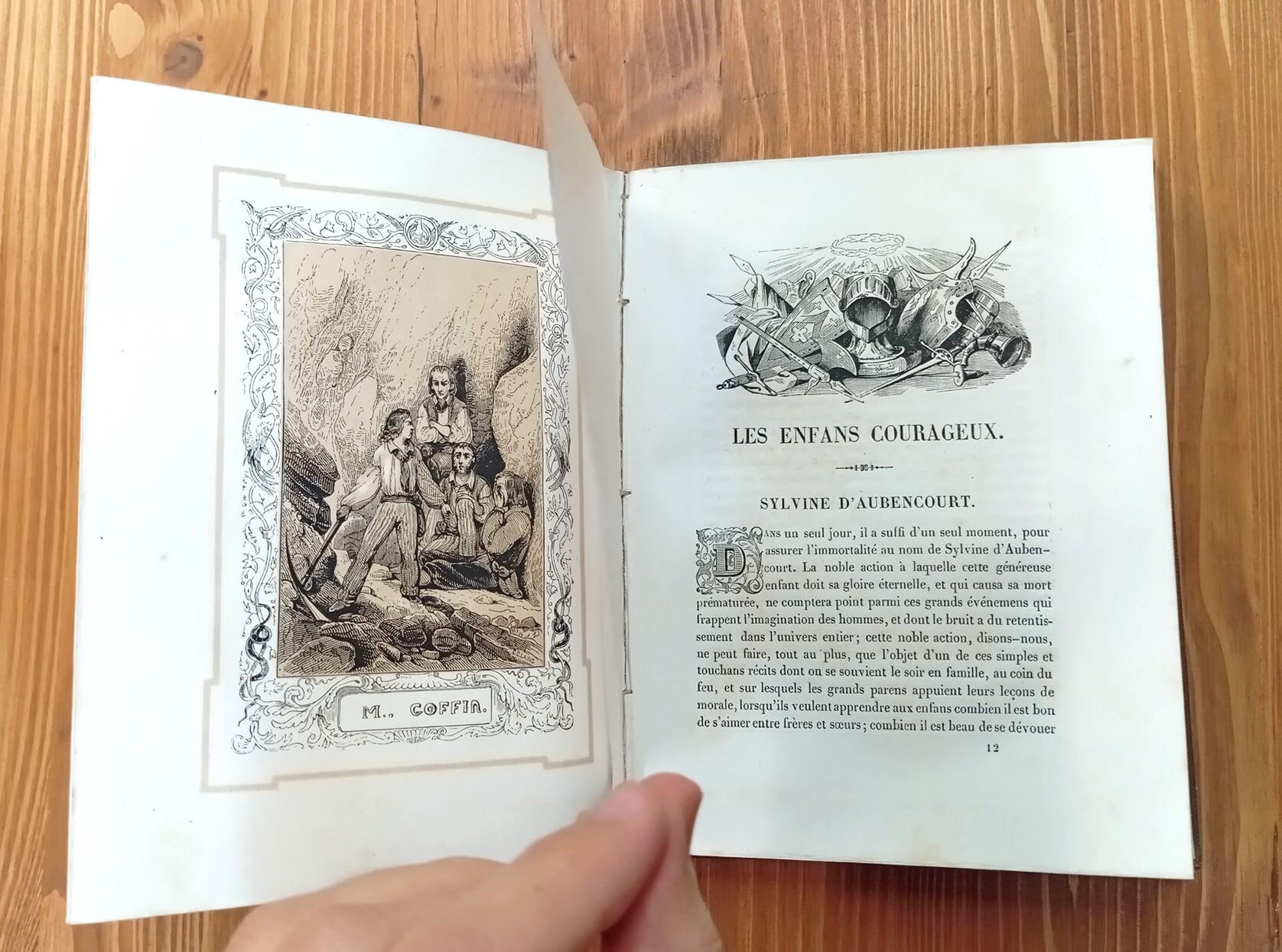 Les enfants célèbres, ou Histoire des enfants de tous les siècles et de tous le pays : qui sont immortalisés par le malheur, la piété, le courage, le génie, le savoir et les talents