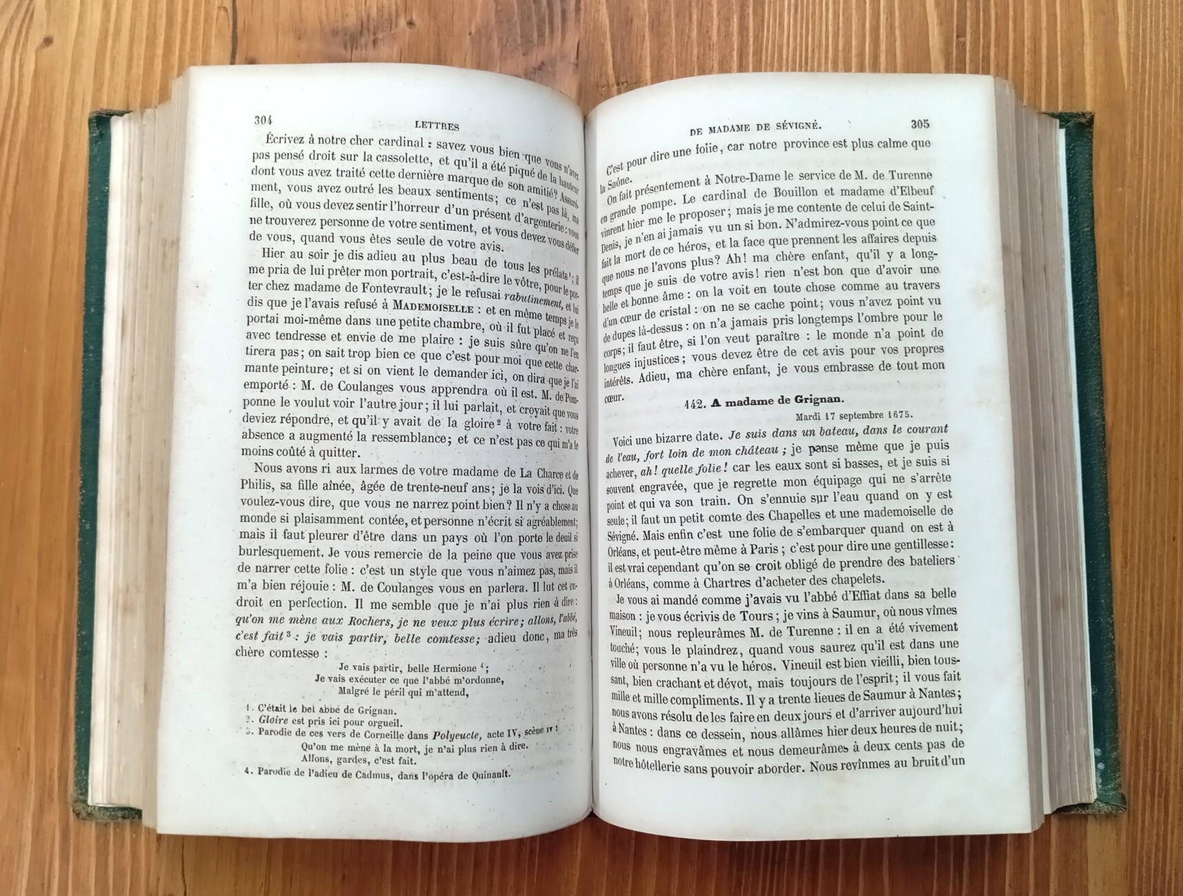 Lettres choisies de Madame de Sévigné, précédées de son éloge par Madame A. Tastu, avec l'extrait du rapport de M. Villemin et les réflexions sur le style épistolaire par Suard