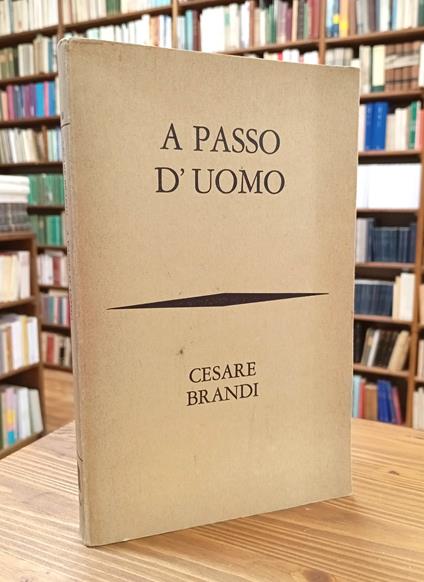 A passo d'uomo - Cesare Brandi - copertina