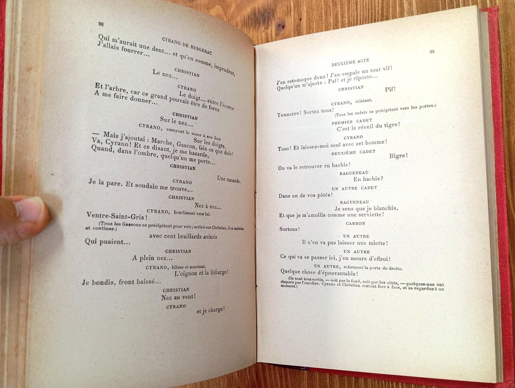 Cyrano de Bergerac. Comédie héroïque en cinq actes en vers representée a Paris, sur le Theatre de la Porte Saint-Martin, le 28 decembre 1897