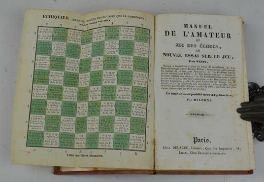 Manuel de l'amateur du jeu des échecs, ou nouvel essai sur ce jeu... Le tout revu et publié avec 34 planches, par Milbons - Stein - copertina