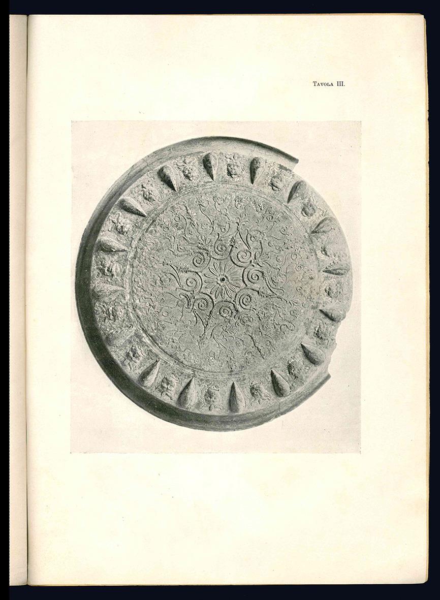 La coppa tarantina di argento dorato del museo provinciale di Bari