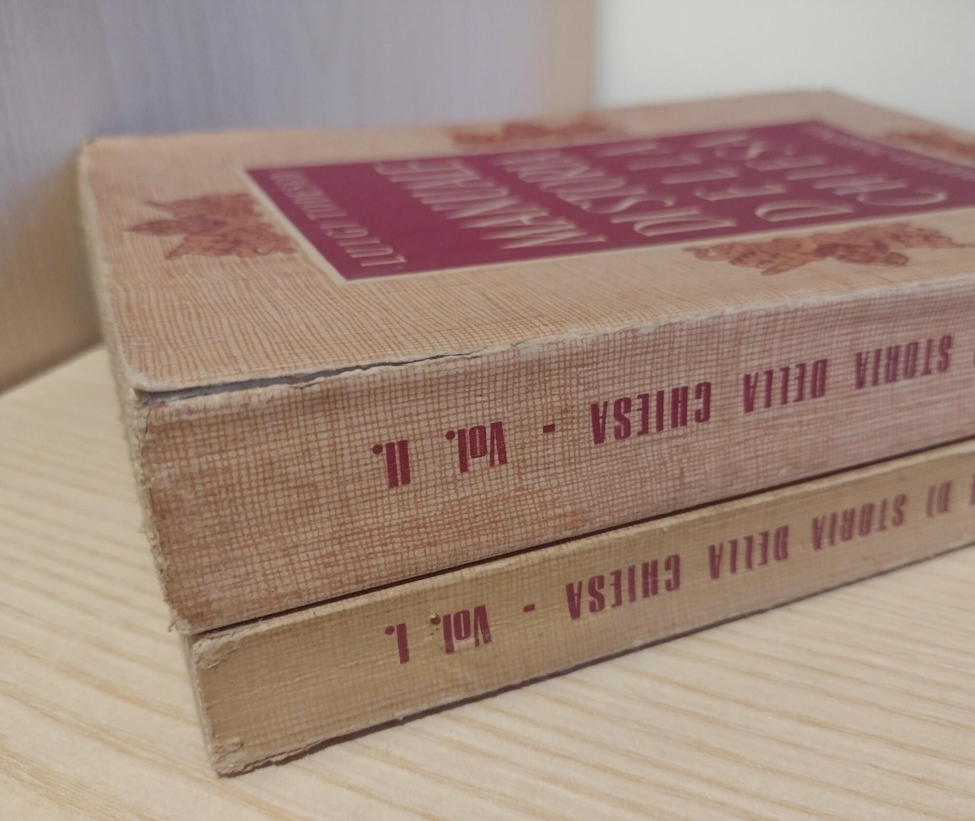Manuale di storia della Chiesa. Volume I: Dall'istituzione della Chiesa a Bonifacio VIII + Volume II: Da Bonifacio VIII al secolo XX