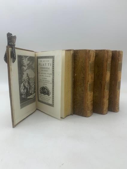 Comoediae ex recensione Jo. Antonii Vulpii cun notis selectioribus accedit novus index locupletissimus in quo rariora et obsoleta Poetae verba explicantur - copertina