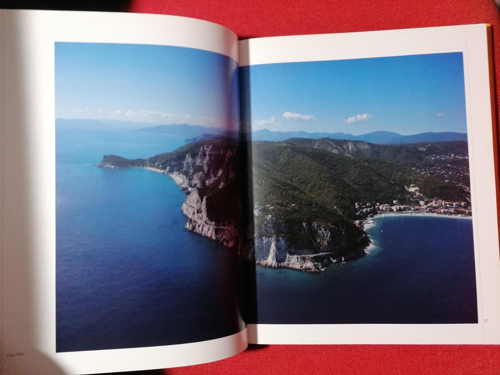 Liguria Viaggio fotografico tra Alpi e Mediterraneo Sagep 2013 libro illustrato