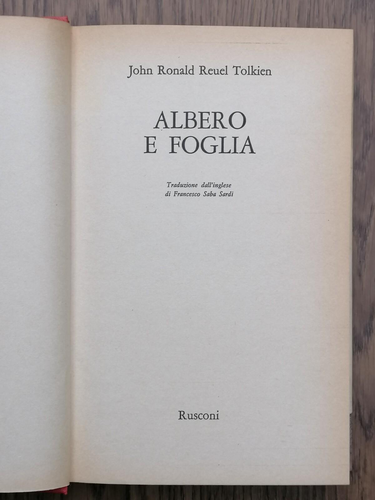 Albero e foglia