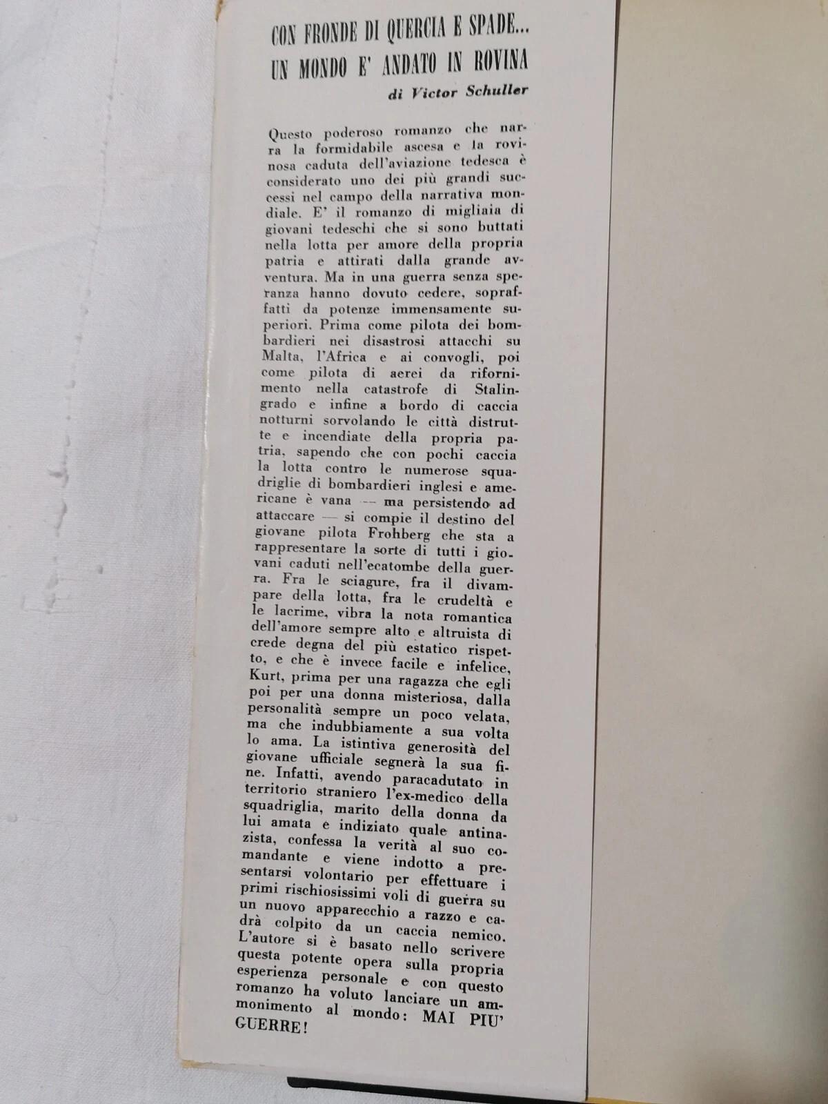 Con fronte di quercia e spade