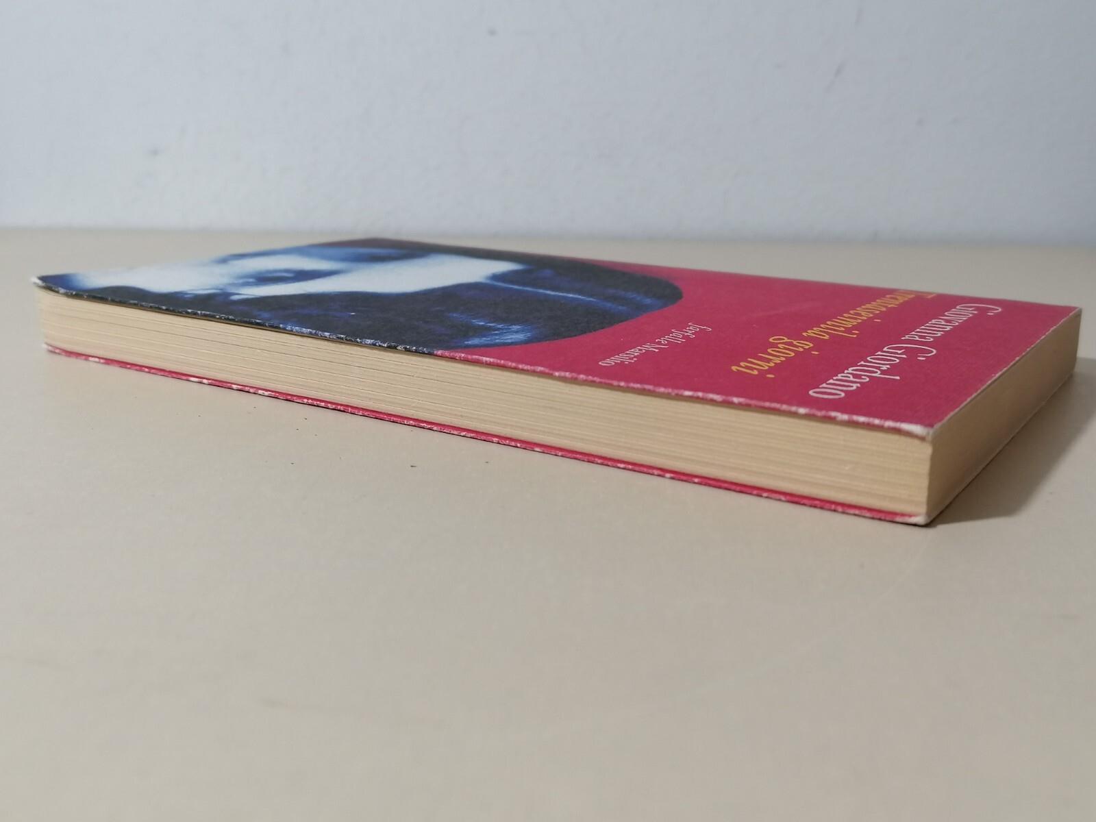 Trentaseimila Giorni - Giovanna Giordano, Libro Farfalle Marsilio 8831763342