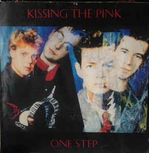One Step - Vinile 7'' di Kissing the Pink