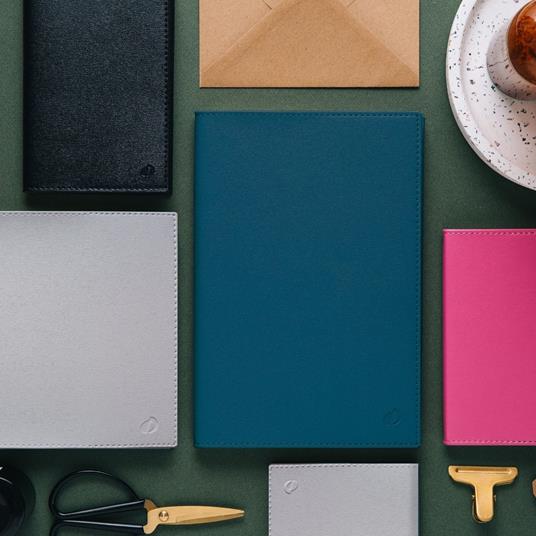 Agenda settimanale 2025, Quo Vadis, 13 mesi, Planital, con rubrica, italiano, Soho rosso - 8,8 x 17 cm