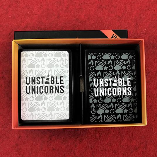 Unstable Unicorns VM18. Esp. - ITA. Gioco da tavolo - 5