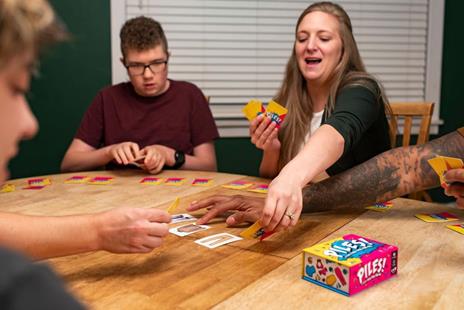 Asmodee Piles, Gioco da Tavolo, 8+ Anni, 2-8 Giocatori, Edizione in Italiano - 5