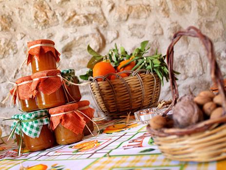 SMARTBOX - Tradizioni d'Italia: soggiorno di 1 notte con corso di cucina - Cofanetto regalo - 6