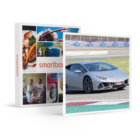 SMARTBOX - 3 giri in Lamborghini Huracan Evo - Cofanetto regalo