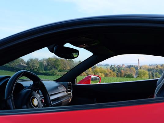 SMARTBOX - 1 guida in Ferrari 488 a Maranello con video ricordo - Cofanetto regalo - 5