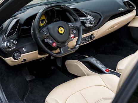 SMARTBOX - Test drive Ferrari F488 GTB nello scenario unico del Golfo di Napoli - Cofanetto regalo - 5