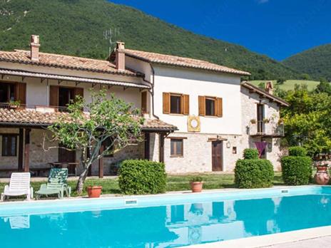 SMARTBOX - Natura e relax in famiglia: 2 notti in agriturismo con cena - Cofanetto regalo - 5