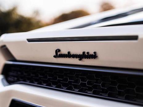 SMARTBOX - Guida GT a Napoli: aperitivo e giro in Lamborghini Huracan - Cofanetto regalo - 5