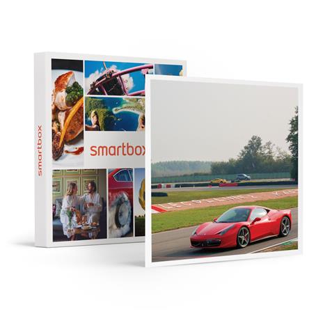 SMARTBOX - Castelletto di Branduzzo: 3 emozionanti giri alla guida di una Ferrari 458 - Cofanetto regalo - 2