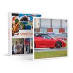 SMARTBOX - 1 entusiasmante giro su Ferrari o Lamborghini tra 5 circuiti a scelta con video ricordo - Cofanetto regalo