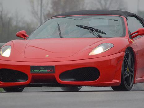 SMARTBOX - 3 giri in Ferrari e 3 giri in Lamborghini a scelta tra 5 circuiti - Cofanetto regalo - 3