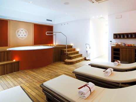 SMARTBOX - Una Spa per Natale: 1 giornata di benessere per Lui - Cofanetto regalo - 8