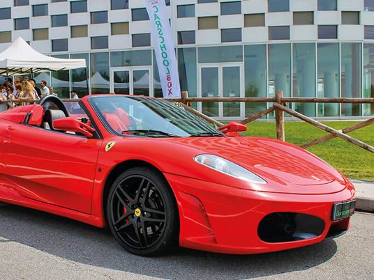 SMARTBOX - Test drive su Ferrari 430 Spider: 2 giri all'Autodromo di Vallelunga - Cofanetto regalo - 7