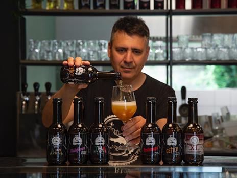 SMARTBOX - Visita privata al Birrificio Valdarno Superiore: degustazione di birra e tagliere per 2 - Cofanetto regalo - 7
