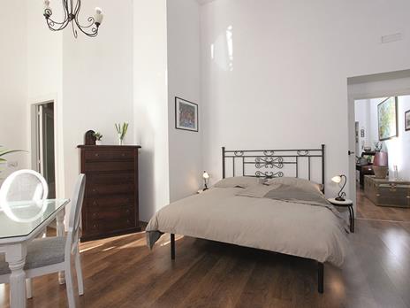 SMARTBOX - A tutta pizza: tour gastronomico di Napoli con soggiorno di 1 notte per 2 persone - Cofanetto regalo - 7