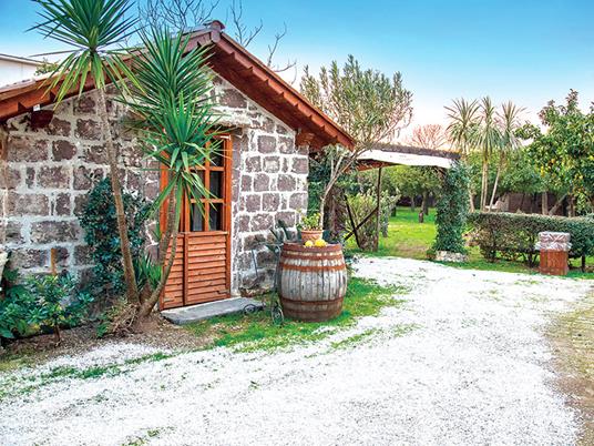 SMARTBOX - Turismo equestre: 2 notti con colazione e passeggiata a cavallo - Cofanetto regalo - 10