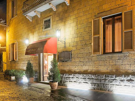 SMARTBOX - Un Natale da sogno: 2 notti con colazione in affascinanti hotel 4* - Cofanetto regalo - 13