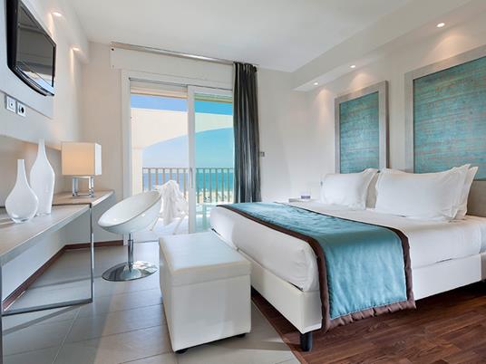 SMARTBOX - Tra lusso e relax: 2 notti da sogno con colazione in hotel 4* - Cofanetto regalo - 5