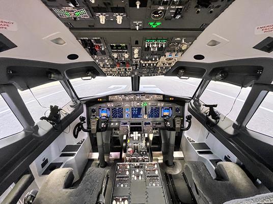 SMARTBOX - Ai comandi di un Boeing 737: addestramento e volo con simulatore professionale - Cofanetto regalo - 13