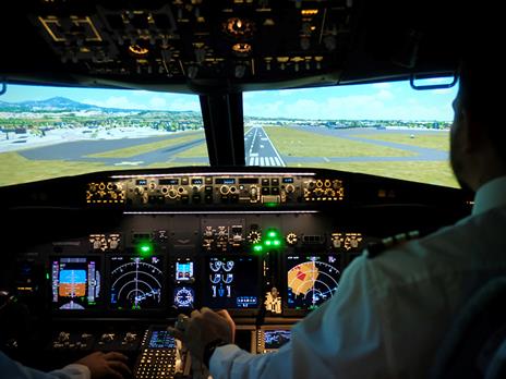 SMARTBOX - Emozioni in quota: 1 simulazione di volo tra 2 aeroporti a scelta in Flight Simulator - Cofanetto regalo - 7