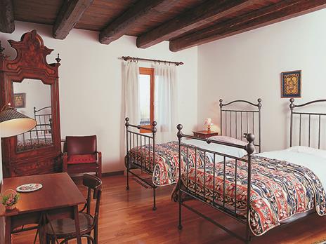 SMARTBOX - Al cuore del Veneto: 2 notti in agriturismo con degustazione di vini e cena di 3 portate - Cofanetto regalo - 5