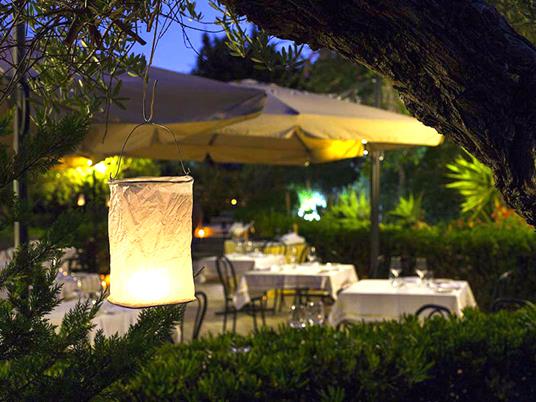 SMARTBOX - Sapori di Sicilia: 1 cena di 3 portate con cocktail di benvenuto ad Agrigento - Cofanetto regalo - 7