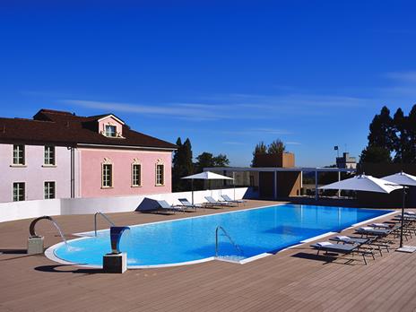 SMARTBOX - Lincanto del Lago Maggiore: 2 romantiche notti e 2 cene presso il Castello dal Pozzo - Cofanetto regalo - 7