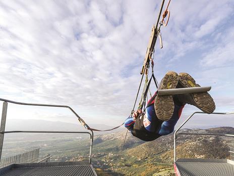 SMARTBOX - Flying in the Sky: 1 emozionante volo sulla ZipLine più lunga e veloce al mondo - Cofanetto regalo - 5