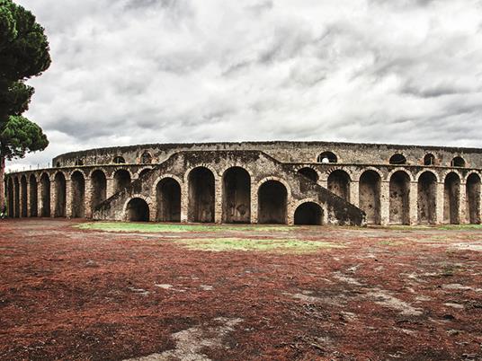 SMARTBOX - Alla scoperta di Pompei: tour guidato con biglietti salta fila e pranzo tipico per 2 - Cofanetto regalo - 3