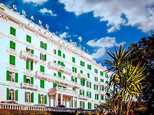 SMARTBOX - 1 notte in hotel 4* con visita alle cantine e degustazione di vini - Cofanetto regalo - 5