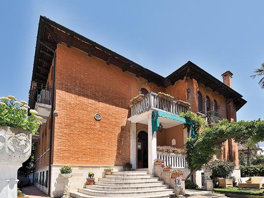 SMARTBOX - Lincanto di Venezia: 2 romantiche notti con colazione in tipici B&B e hotel 3* o 4* - Cofanetto regalo - 3