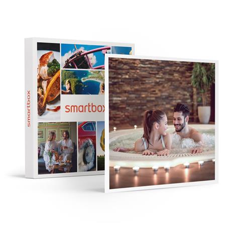 SMARTBOX - Soggiorno di benessere per 2: 1 notte in hotel 3* o 4* con parentesi in idromassaggio - Cofanetto regalo