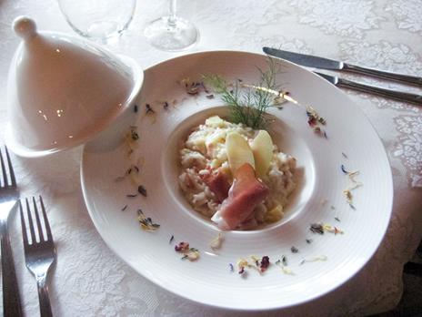 SMARTBOX - Veneto a 4 stelle: 1 notte in Suite con accesso Spa, massaggio, brunch e cena di 3 portate - Cofanetto regalo - 5